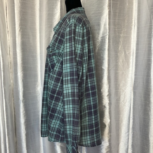 Natural Reflections Women’s Size XXL Blue Plaid Button Up Long Sleeve Shirt - Picture 4 of 8